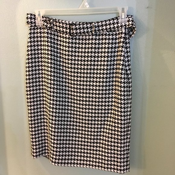 Calvin Klein Dresses & Skirts - NWOT Calvin Klein Houndstooth Pencil Skirt